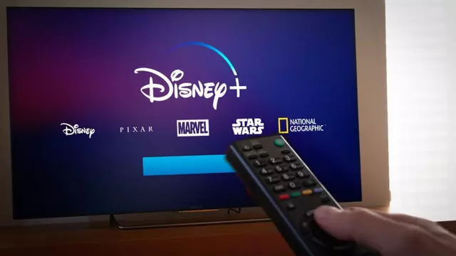 Disney+'a Televizyondaki Şeklinde Kanallar Özelliği Geliyor 1 Disney+'a Televizyondaki Gibi Kanallar Özelliği Geliyor