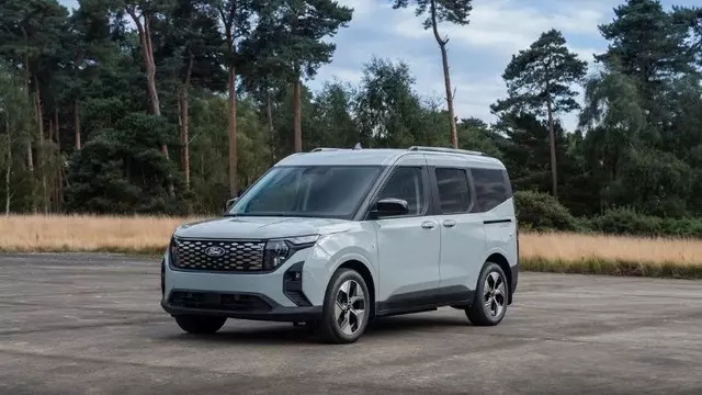 Ford E-Tourneo Courier İncelemesi - Webtekno – Güncel Teknoloji Haberleri ve Video İncelemeleri