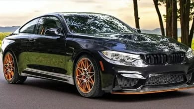 Üretilen son BMW M4 GTS, 1 milyon dolara satışa çıktı 26 Üretilen son BMW M4 GTS, 1 milyon dolara satışa çıktı